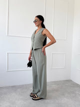 OLIVOVÁ VESTA YASMIN