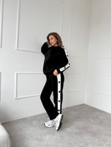 ČIERNA TEPLÁKOVÁ SÚPRAVA LOVELY