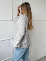 SIVÝ SVETER CARMEN