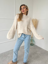 BÉŽOVÝ SVETER CARMEN