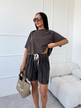 TMAVOHNEDÉ TEPLÁKOVÉ ŠORTKY MARETTA