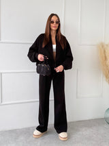 ČIERNE TEPLÁKOVÉ NOHAVICE AMINA