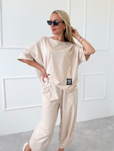 BÉŽOVÉ BAVLNENÉ TRIČKO KARLA