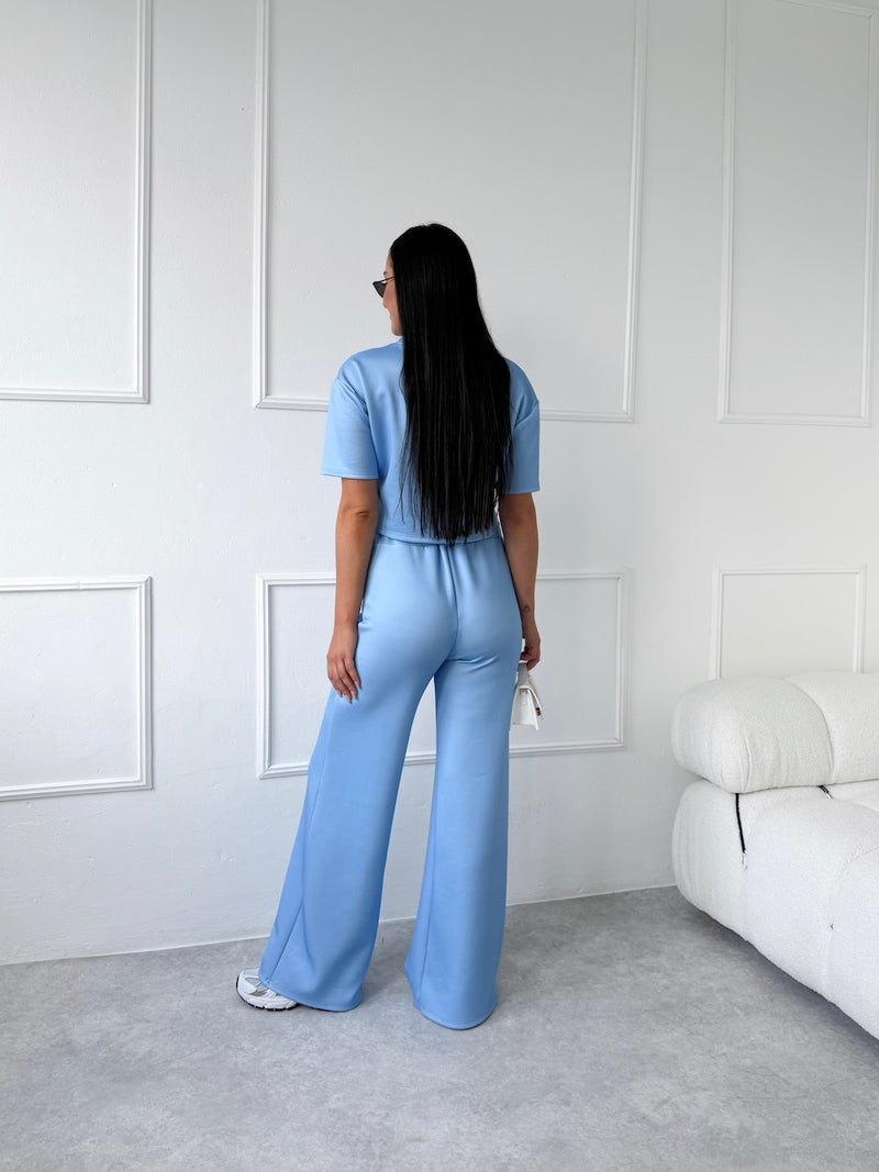MODRÝ CROPTOP VERNA