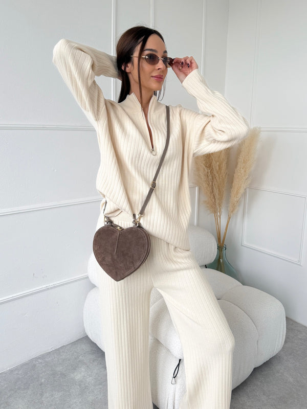 KRÉMOVÝ SVETER REDEN