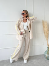 BÉŽOVÉ NOHAVICE ZAMYA