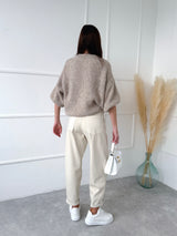 BLEDOHNEDÝ SVETER ISABELLA SO SKRÁTENÝM RUKÁVOM