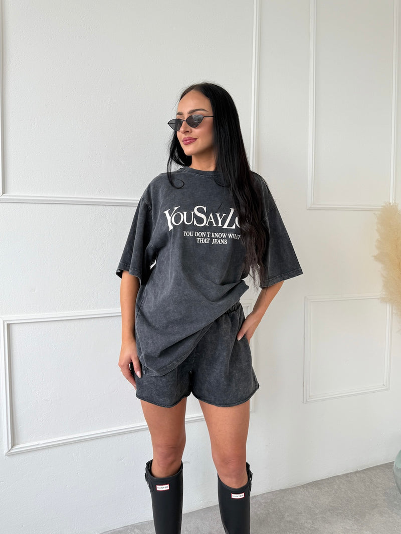 TMAVOSIVÉ OVERSIZE TRIČKO INARA