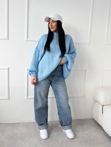 MODRÝ SVETER SIMONE