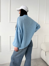 MODRÝ SVETER SIMONE