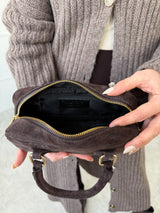 TMAVOHNEDÁ KABELKA HARPER Z BRÚSENEJ KOŽE