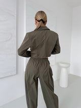 KHAKI SKRÁTENÁ BUNDA CASSIA