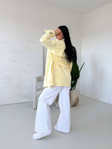 ŽLTÝ SKRÁTENÝ TRENČKOT MERELA