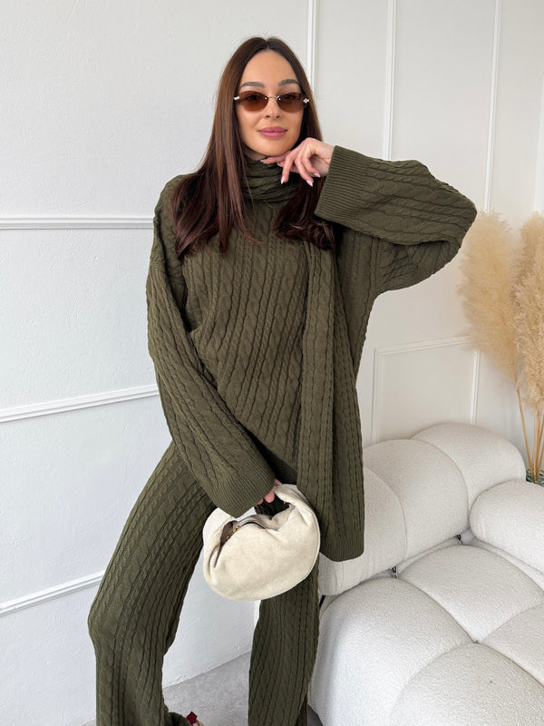 KHAKI ÚPLETOVÝ SVETER ROBIN SO ŠÁLOM