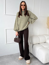 BLEDOZELENÝ SVETER WALLA