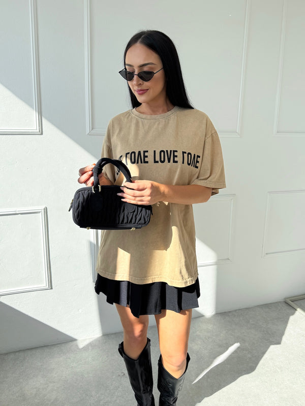 BÉŽOVÉ OVERSIZE TRIČKO LOVE