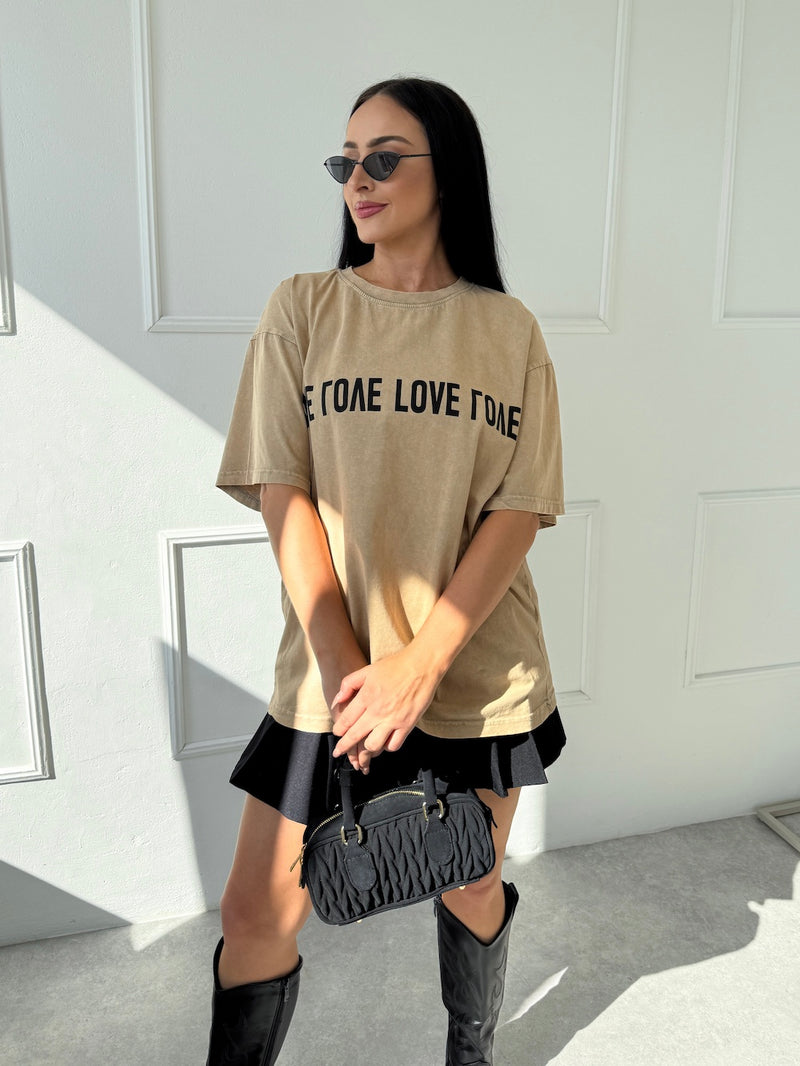 BÉŽOVÉ OVERSIZE TRIČKO LOVE