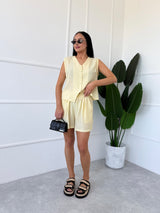 ŽLTÉ ŠORTKY MONICCA