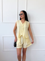 ŽLTÉ ŠORTKY MONICCA