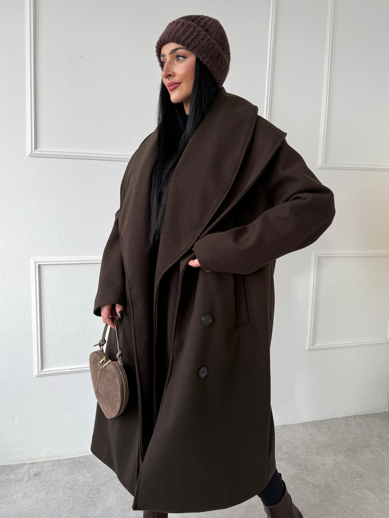 ČOKOLÁDOVÝ KABÁT DANORA S ODOPÍNATEĽNOU KLOPOU