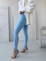 BLEDOMODRÉ KALIOPKY WINI